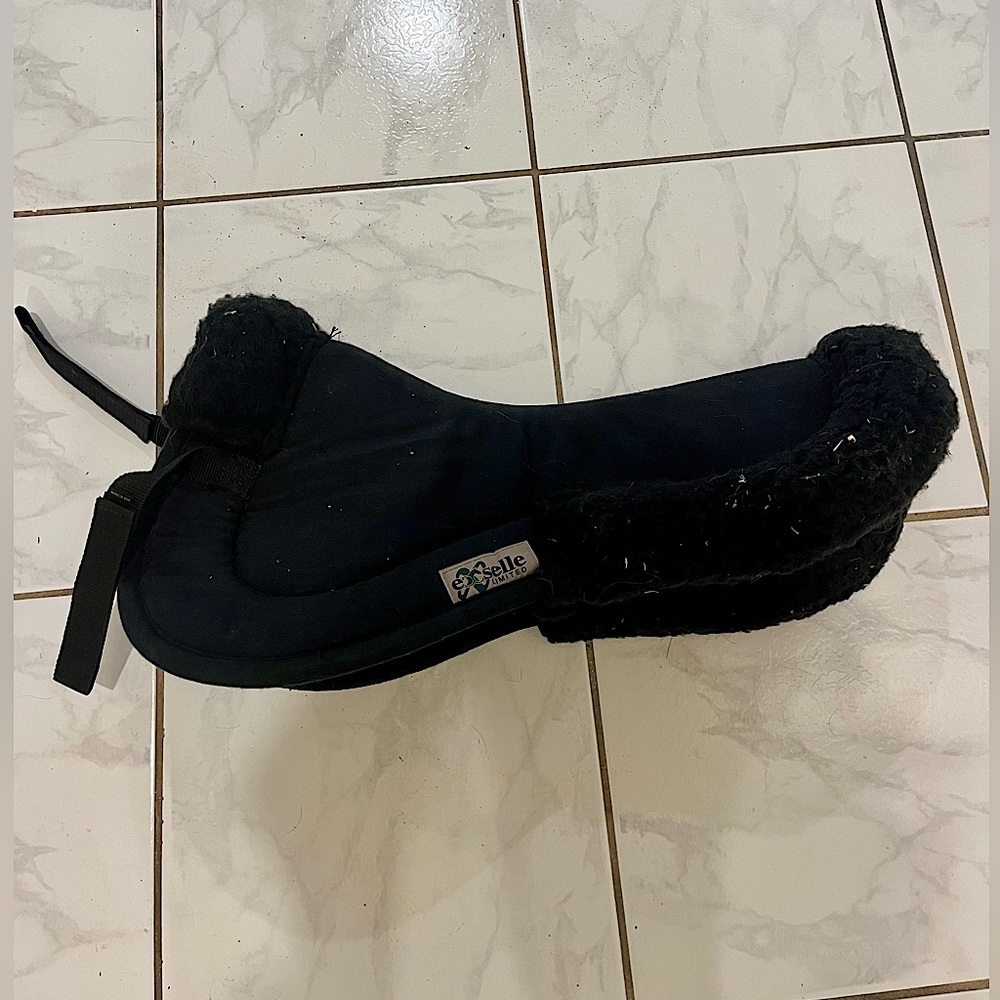 Exselle Whither Relief Half Pad for Horse